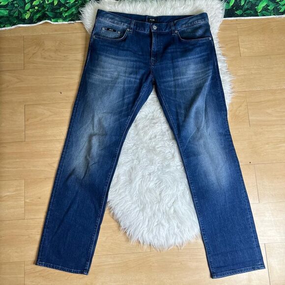 Hugo Boss jeans regular fit - Picture 2 of 12
